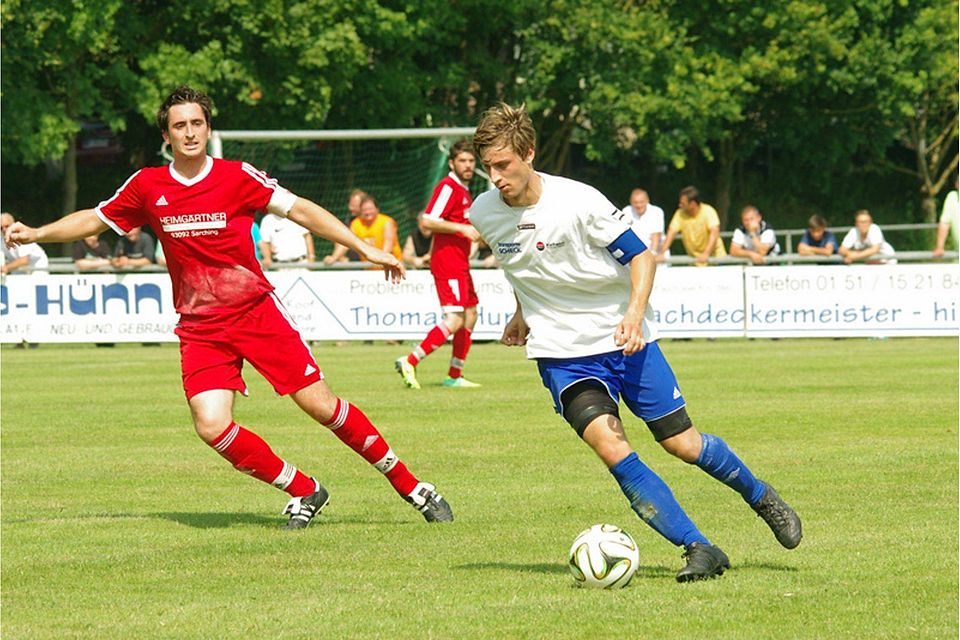 VfB-Captain Florian Bley zeigte eine starke Leistung und erzielte beim 2:1 Heimsieg gegen Donaustauf beide Tore. F: SportFoto