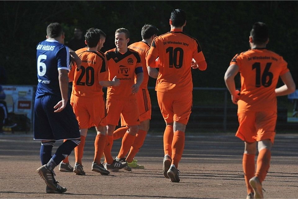 Der SV Wiesbaden zog gegen Hellas Schierstein ins Finale des Kreispokals ein.Foto: Klein.