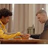 Beim Fußball Teamkollegen, bei Backgammon Kontrahenten: Serge Gnabry (l.) und Joshua Kimmich verbringen viel Zeit miteinander. Screenshot ZDF