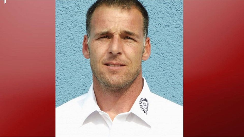 Claus Siehr wird zur neuen Spielzeit Trainer des VfB Helmbrechts  Foto: Jürgen Mühlstädt.