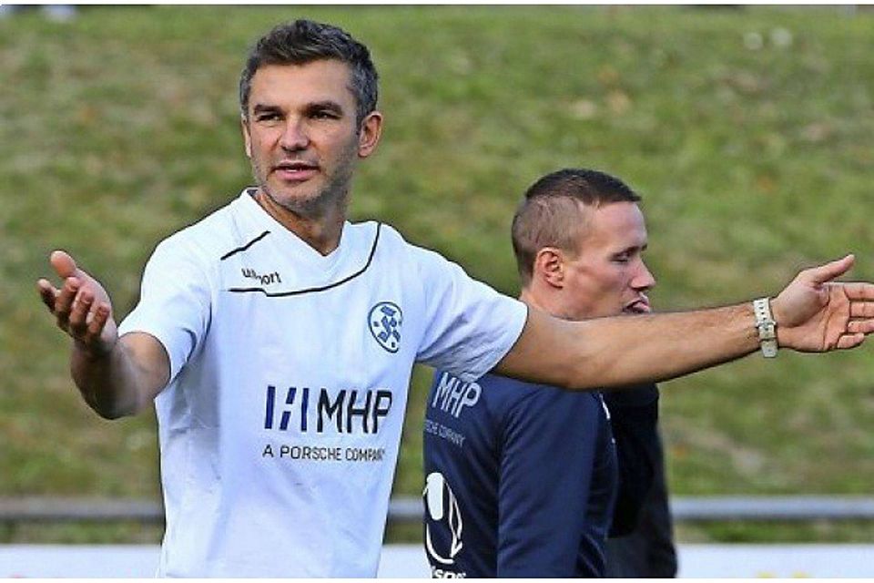 Tomislav Stipic: Der Trainer setzt bei den Blauen neue Akzente. Foto:Baumann
