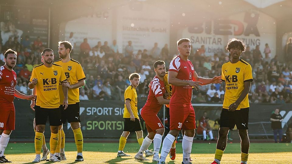 Beim Hinrunden-Derby zwischen dem FC Amberg und Inter Bergsteig wurde der Zuschauerrekord der bisherigen Bezirksliga-Saison aufgestellt.