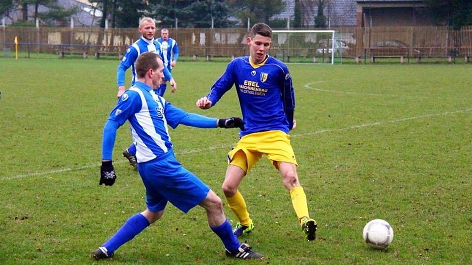 Sichert sich der HSC II (in blau-gelb) am letzten Spieltag den Aufstieg?   (F. Facebook HSC)