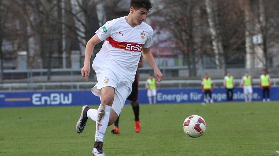 Georgios Spanoudakis und die U19 des VfB Stuttgart mussten sich beim Tabellenletzten SV Darmstadt 98 mit einem mageren 1:1-Remis begnügen. F: Lommel
