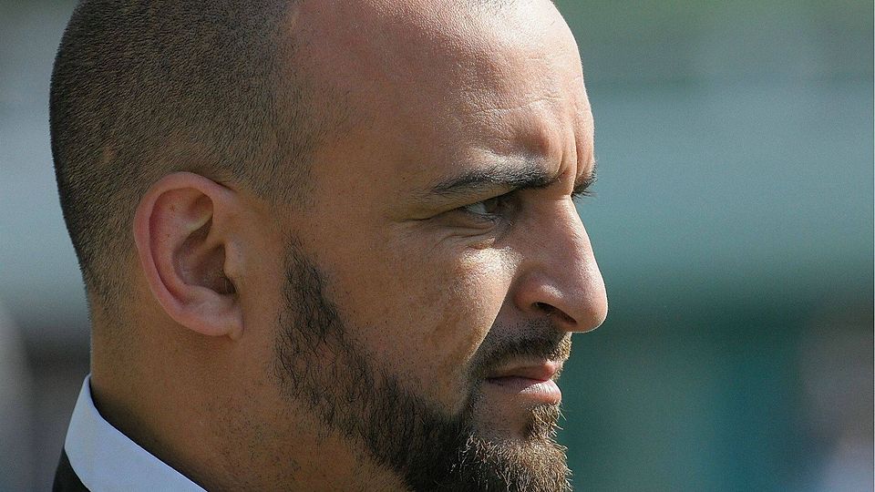 Nicht mehr länger Trainer beim FC Maroc, dafür nun auf der Suche nach Geldgebern - Karim Tahiri. Archivfoto: Klein.