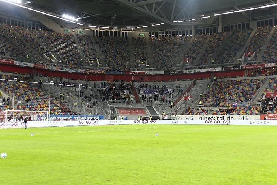In Düsseldorf gibt es EM-Fußball. 