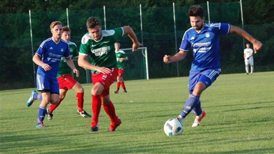 Der TSV Langquaid (in blau) und ATSV Kelheim wollen zielstrebig auftreten. Foto: mar