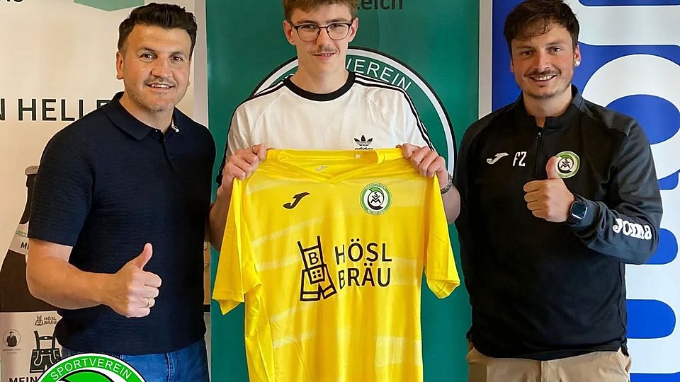 Trainer Tamo Mohamed (links) und Sportlicher Leiter Tobias Eckert (rechts) freuen sich auf den neuen Keeper Nico Magdeburg.