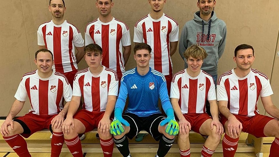 Hinten von links: Felix Maier, Daniel Thoma, Noah Maier, Co-Trainer Thomas Welzhofer - Vorne von links: Florian Hermann, Elias Welzhofer, Luis Böhme, Moritz Zierer, Christopher Heider