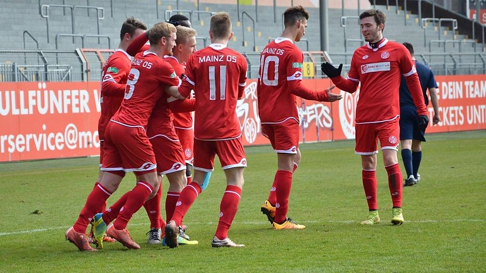 Jubel bei der U19: Die Nullfünfer triumphierten gegen Darmstadt 98. F: Boor