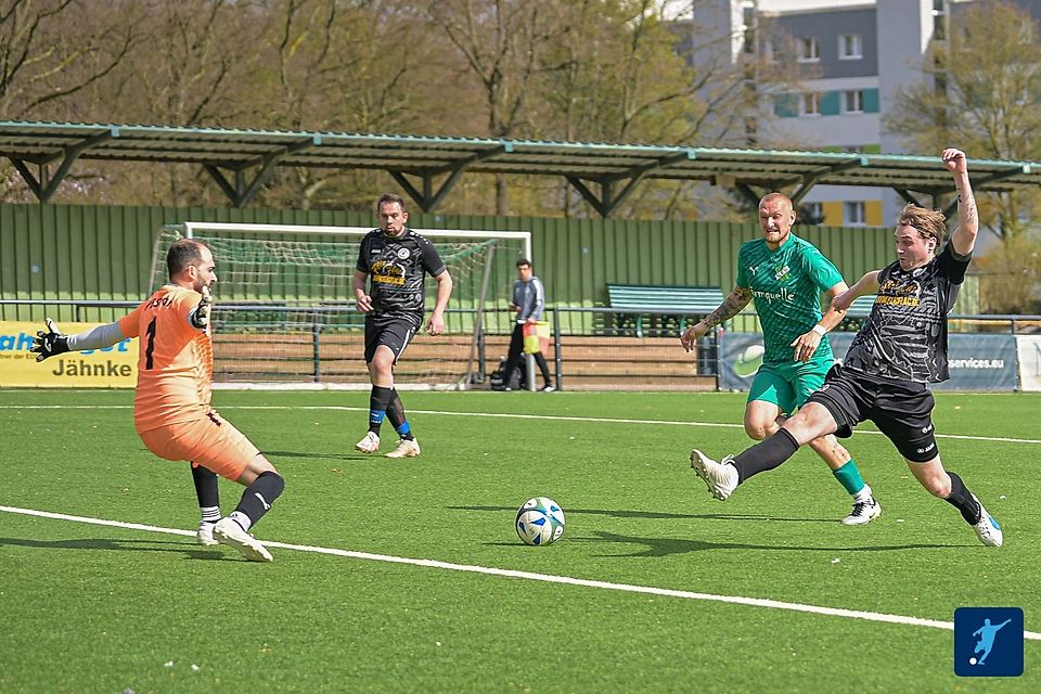 Der VfB Speldorf II will die Klasse halten . Der VfB Speldorf II will die Klasse halten .