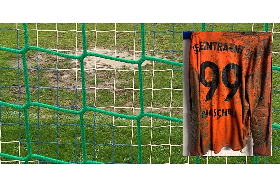 Matsch-Ball gegen Mechtersheim: Auf diesem Geläuf war kein Fußball möglich, dafür wurde es sehr, sehr schmutzig.	Foto: Frank Orben