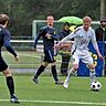 Dennis Schreuers (am Ball) wechselt in die Bezirksliga. 