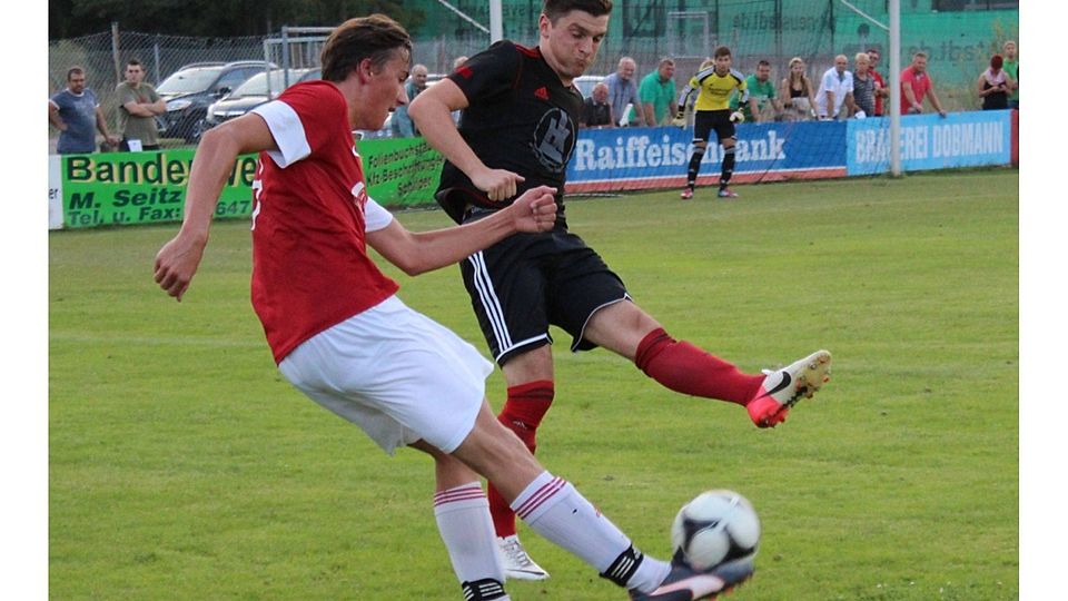 SC Kirchenthumbach Derbysieger mit einem 1:0 Heimsieg gegen den Namensvetter aus Eschenbach. F: Thomas Schraml