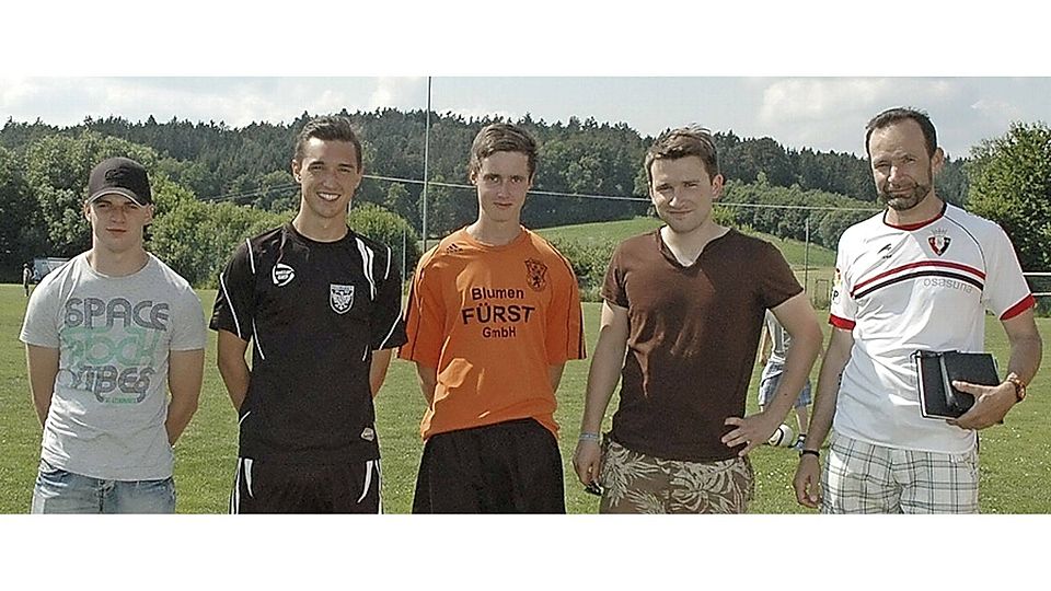 Die Neuen beim TSV Stöckelsberg (F.: Fügl).