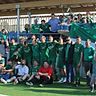 In Feierlaune: Der WSV Unterammergau spielt auch nächste Saison in der Kreisliga.