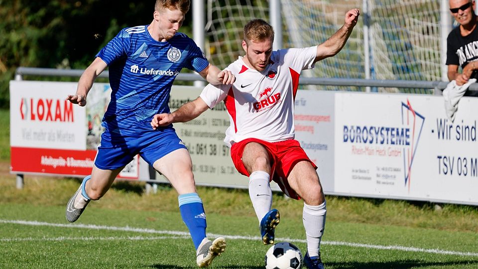 Der TSV Mommenheim (rechts, Julius Kottmann) hofft auf ein Wiederholungsspiel gegen Saulheim. 