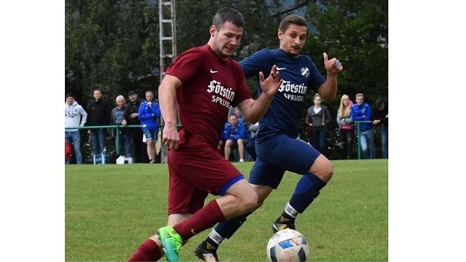 Boris Loch (rechts) steht mit der FSG Wartenberg/Salzschlirf ein Doppelspieltag auf fremdem Geläuf ins Haus. 	Foto: Zinn