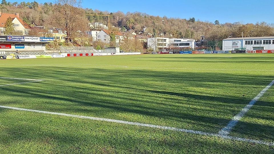 Unbespielbar: Im Hirsch-Sportpark in Eichstätt ging am vergangenen Samstag nichts. Man hat im November aber bestimmt schon schlechtere Plätze gesehen...