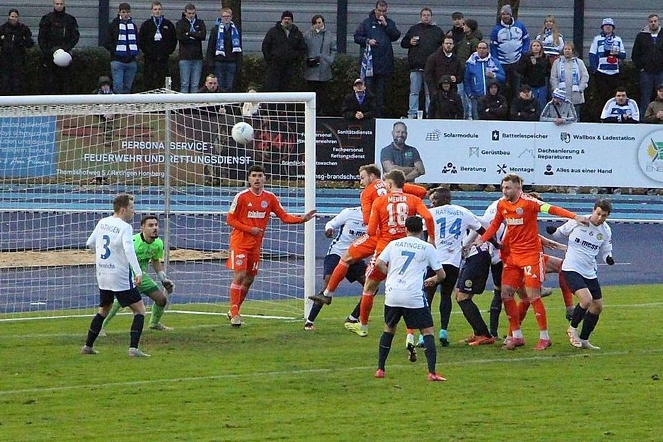 Die Zuschauer in Ratingen bekamen einen wahren Pokal-Krimi zu sehen.