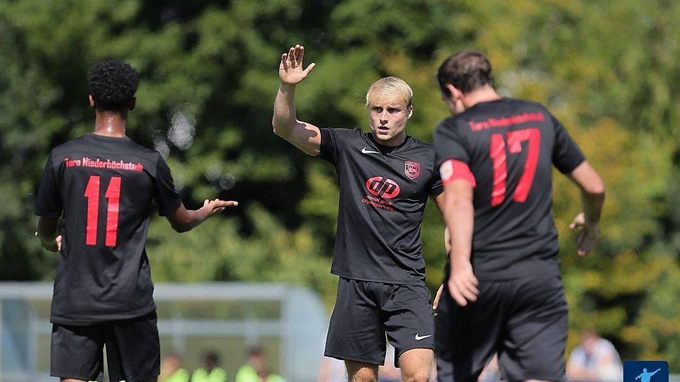 TuRa Niederhöchstadt zog mit einem 9:1-Kantersieg gegen Rivale FSC Eschborn ins Achtelfinale des Kreispokals ein. 