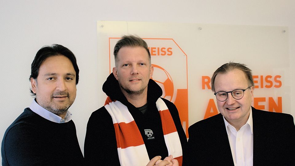 (v.l.:) Orhan Özkara (Sportlicher Leiter), Björn Joppe und Dietmar Kupfernagel (1. Vorsitzender)