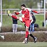 Voller Einsatz: Sein kompromissloses Spiel zeichnete Benedikt Multerer schon im Trikot des SV Raisting aus.