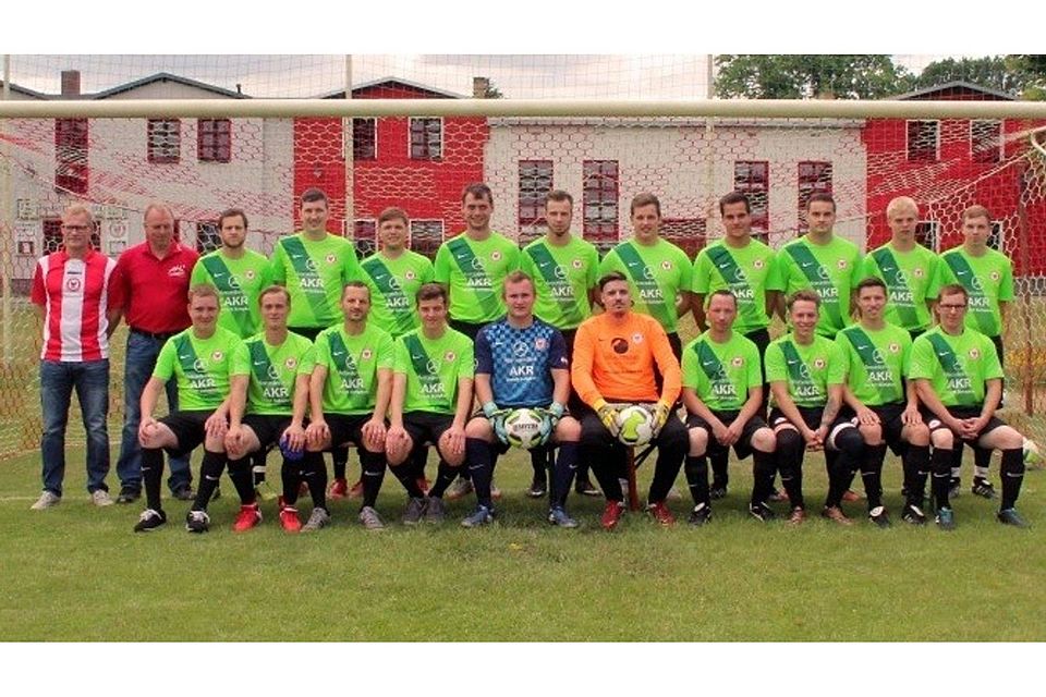Die 1, Männer des FC Rot-Weiß Sallgast Foto: Verein