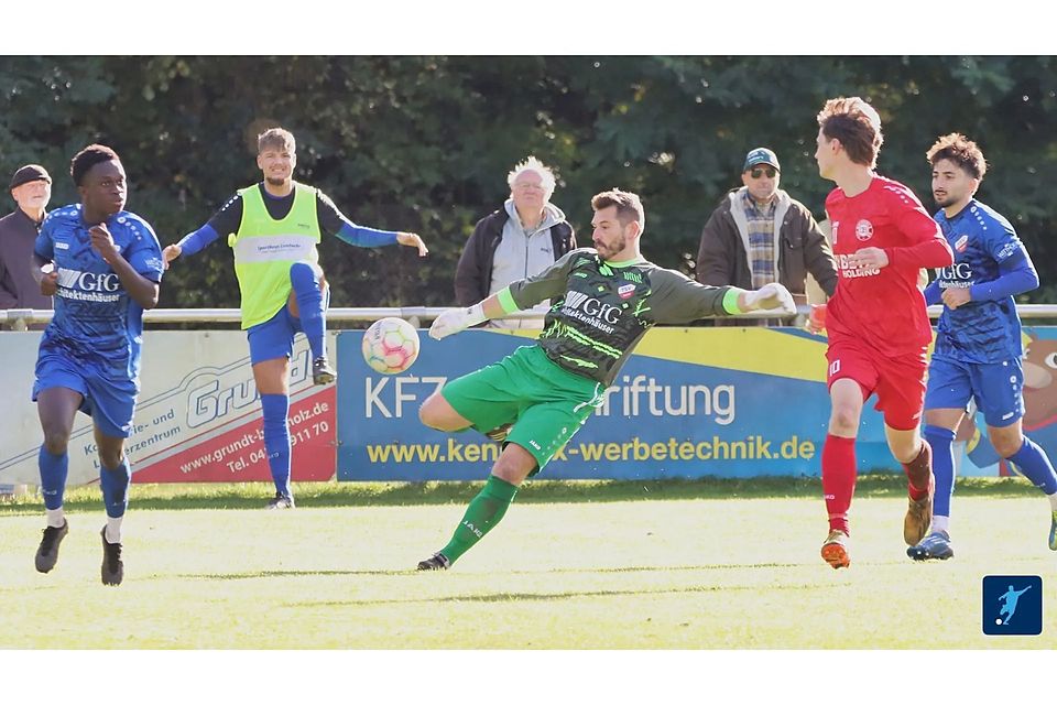 Die Hamburger Amateurfußball-Torhüter-Legende hört auf: Johannes Höcker.