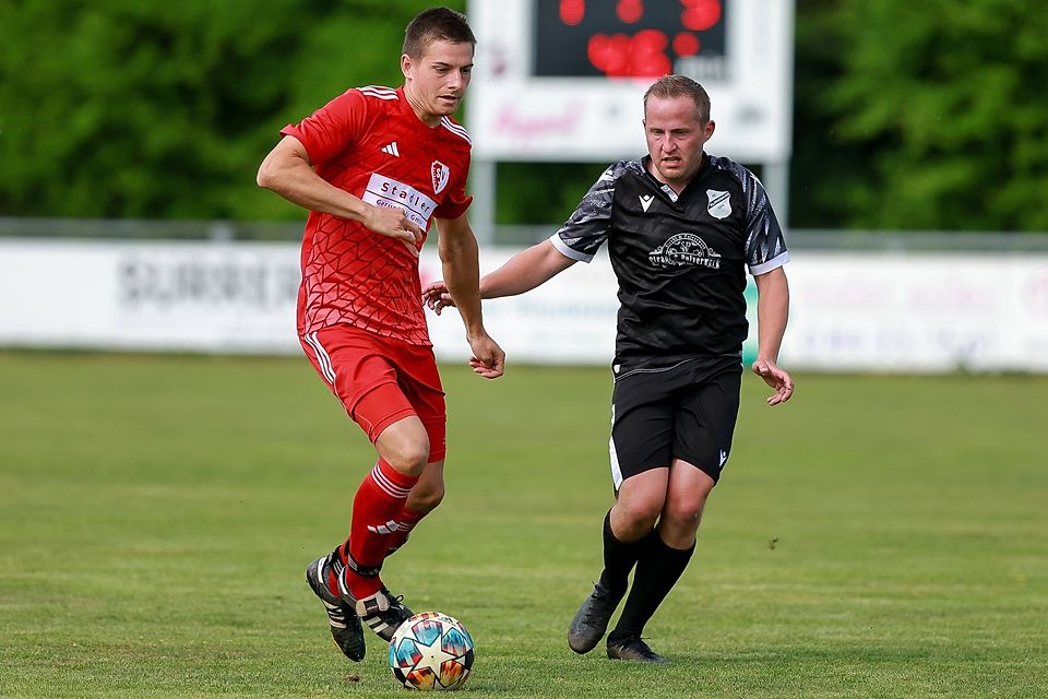 Nichts zu holen: Spielertrainer Johannes Kranner (rechts) und sein SV Klingsmoos müssen sich zuhause 2:6 gegen den SV Echsheim-Reicherstein geschlagen geben.