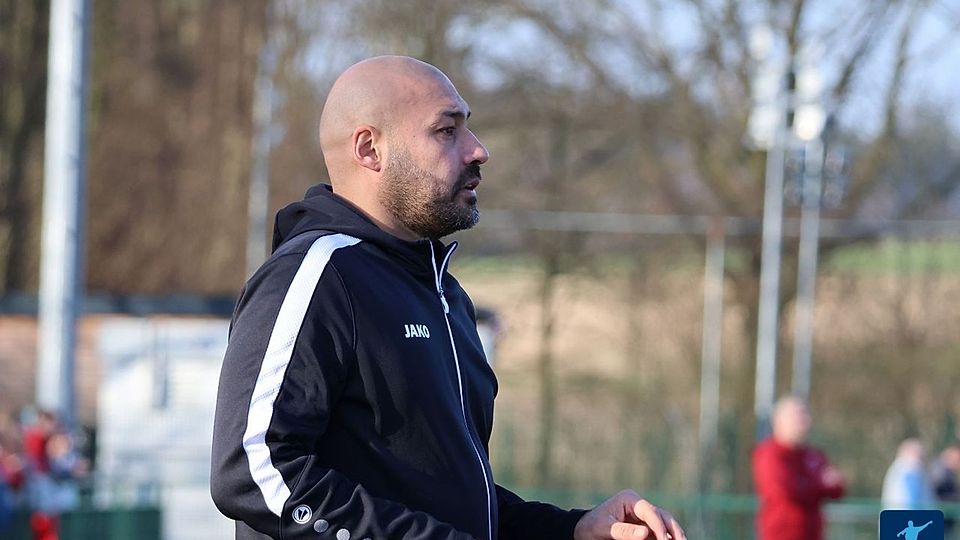 Die Zukunft von Chefcoach Ahmet Inal beim Mülheimer FC steht noch offen.