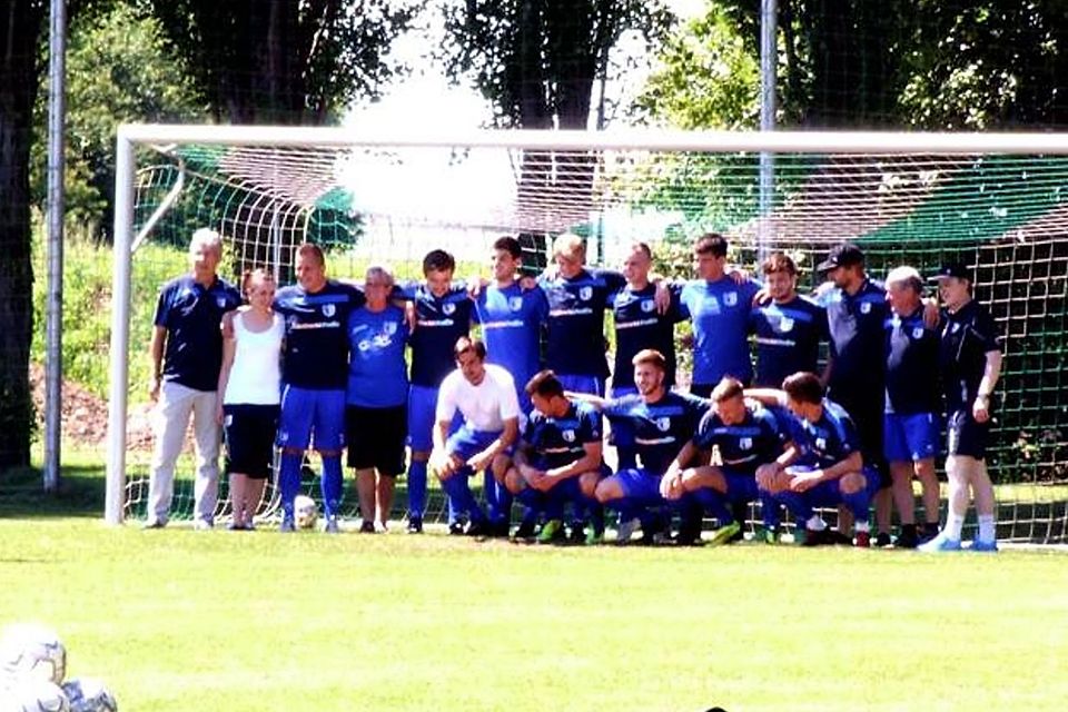 Das Mannschaftsbild vom letzten Verbandsliga-Auftritt der FCM-Reserve in Arnstedt.