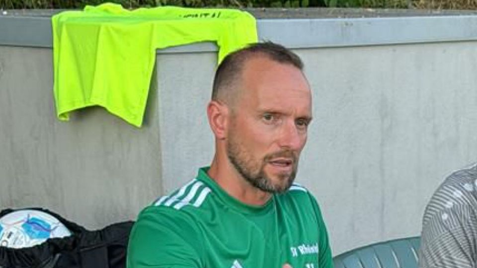 Hält nichts davon, das Fell des Bären (sprich: den zweiten Tabellenplatz) vor der Jagd zu verteilen: René Grabe, der Trainer des zweitplatzierten SV Rheintal.