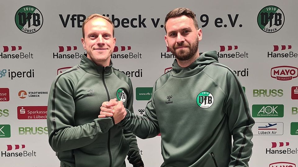 Nils Kjär (links) wird neuer Trainer der Oberliga-Mannschaft des VfB Lübeck.