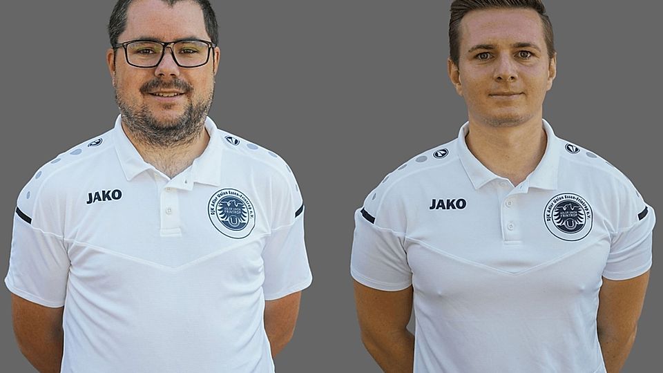 Marcel Cornelissen (li.) und Torben Grzenia haben ihre Verträge bei der DJK Adler Union Frintrop verlängert.