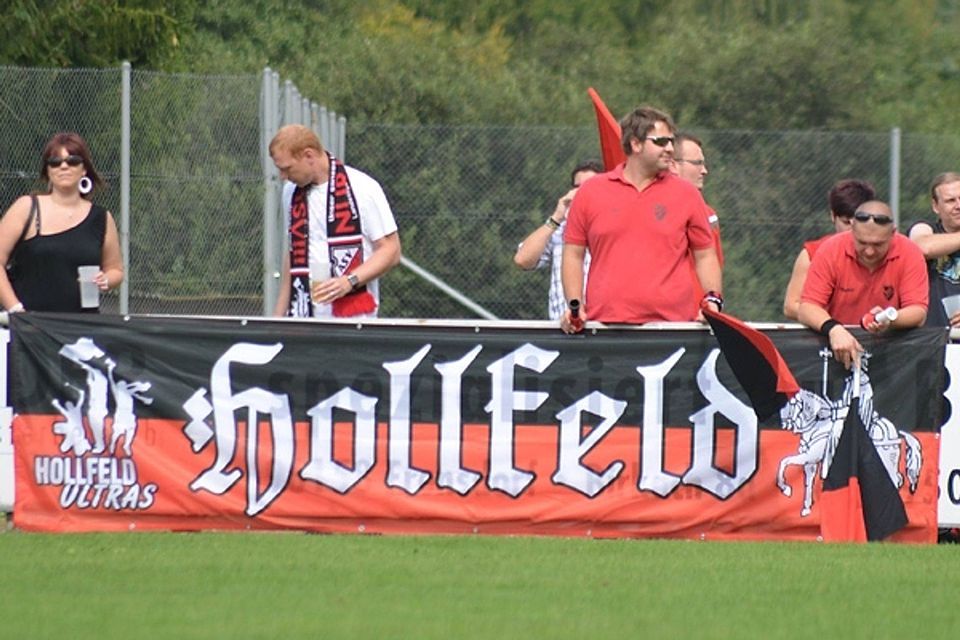 Der ASV Hollfeld stellt seinen neuen Trainer vor: Mario Herrmannsdörfer. F: Waltrapp Der ASV Hollfeld stellt seinen neuen Trainer vor: Mario Herrmannsdörfer. F: Waltrapp