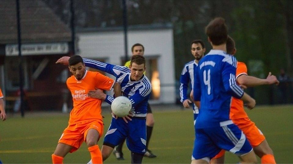 F: Andreas Bornewasser