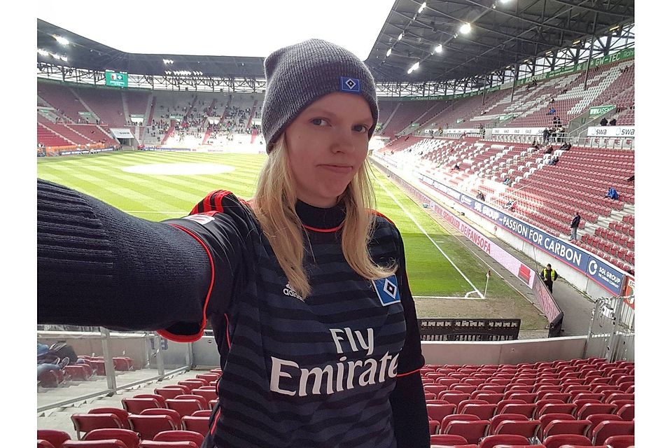 Marie ist leidenschaftlicher HSV-Fan. Ihre Fußball-Leidenschaft möchte sie nun aber auch gerne als Betreuerin für ein Team aus dem Landkreis Stade einsetzen.