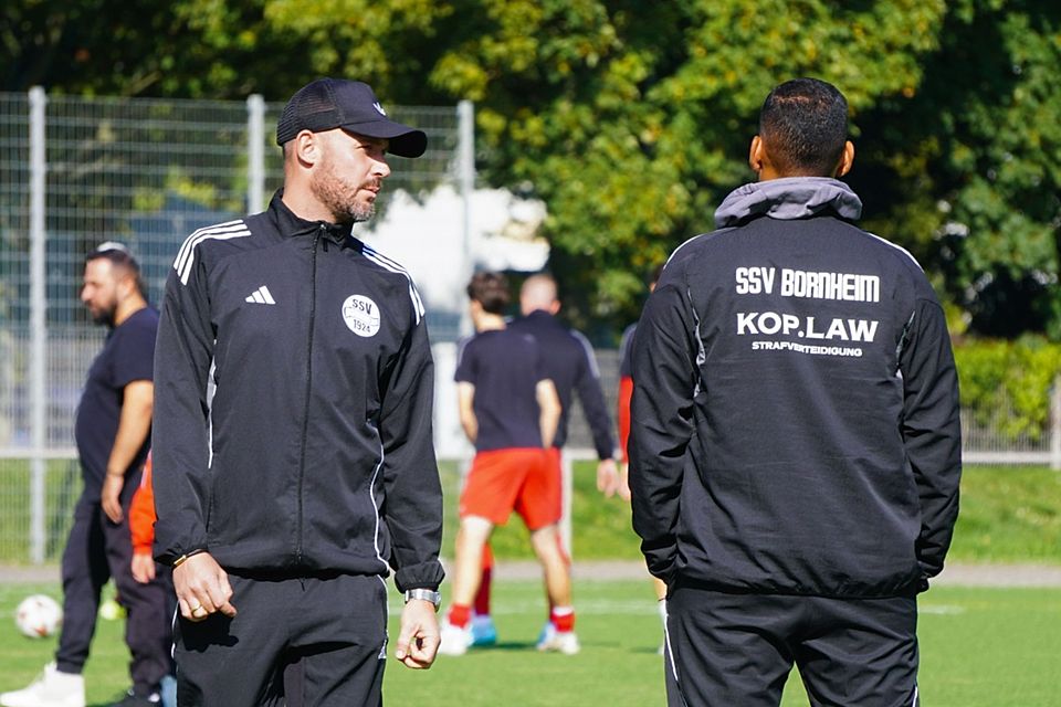 Sind gemeinsam ins Abenteuer Mittelrheinliga gestartet und werden die Zeit nun gemeinsam beenden: Patrick Schmitz (li.) und Sharifo Osmaan (re.)