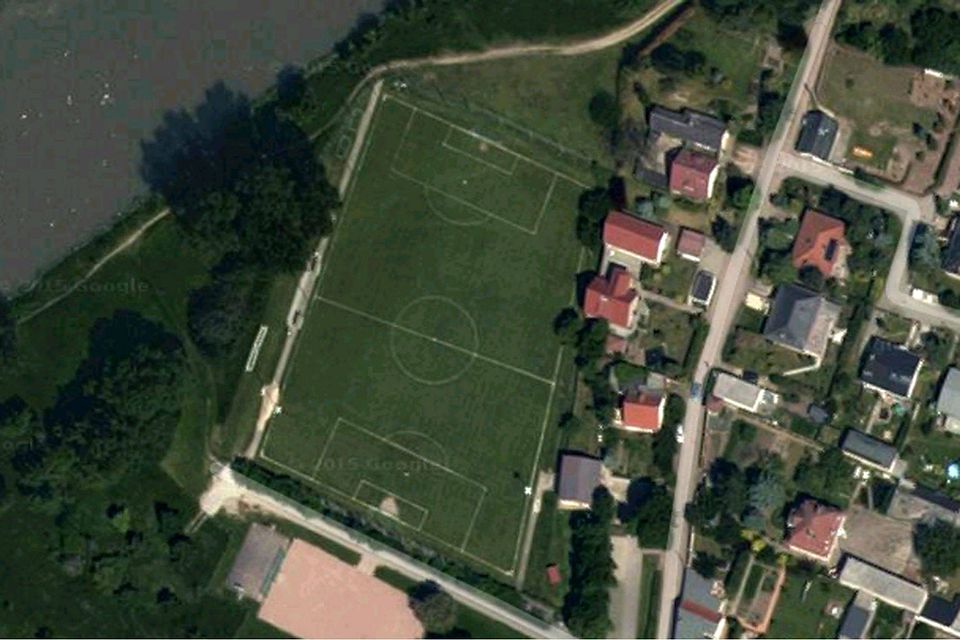 Bis 2013 sah der Platz von Sportlust Gröna so aus. Screenshots: Google Maps