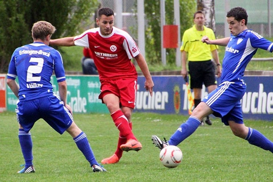 Danijel Majdancevic eröffnete den Rosenheimer Torreigen beim FSV Bruck. F: Gross