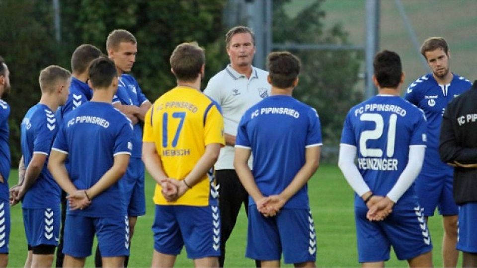 Der ehemalige 1860-Profi Manfred Bender soll Spielertrainer Fabian Hürzeler entlasten.  Bruno Haelke