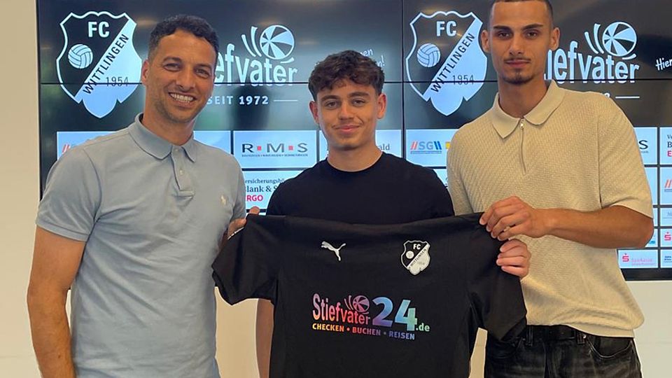 Von links: Imad Kassem-Saad, sportlicher Leiter des FC Wittlingen, mit den Neuzugängen Valton Kadrija und Mihai-Daniel Ballo | Foto: Verein