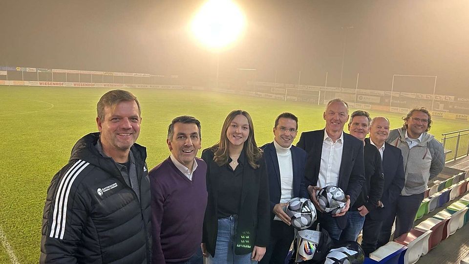 Die BFV-Spitzenfunktionäre waren zu Gast bei der SpVgg Hankofen-Hailing