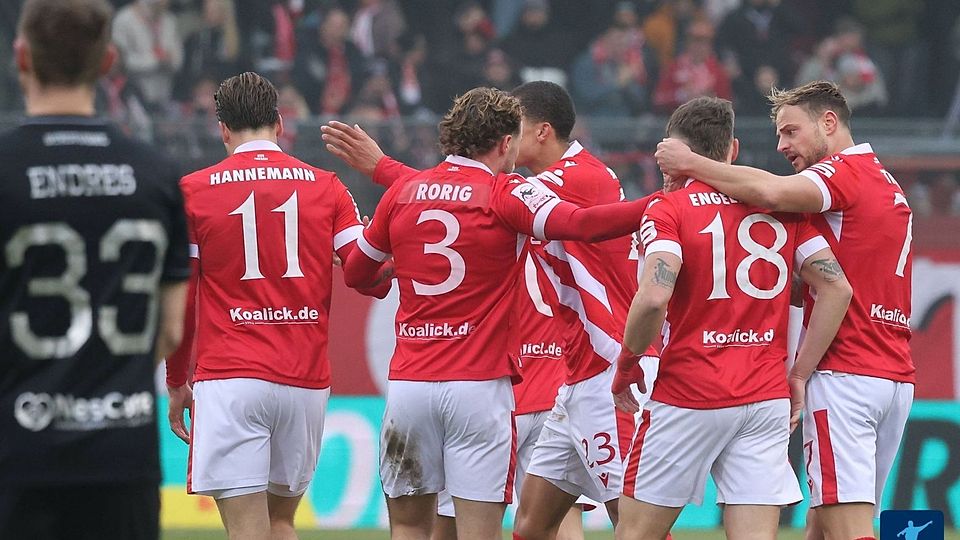 Cottbus mühte sich zu drei Punkten.