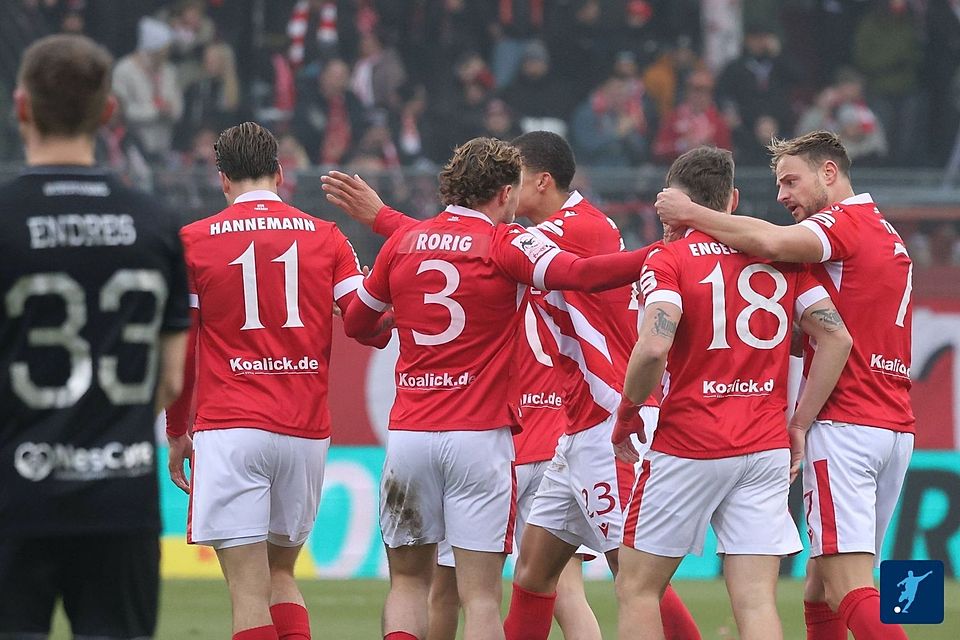 Cottbus mühte sich zu drei Punkten.