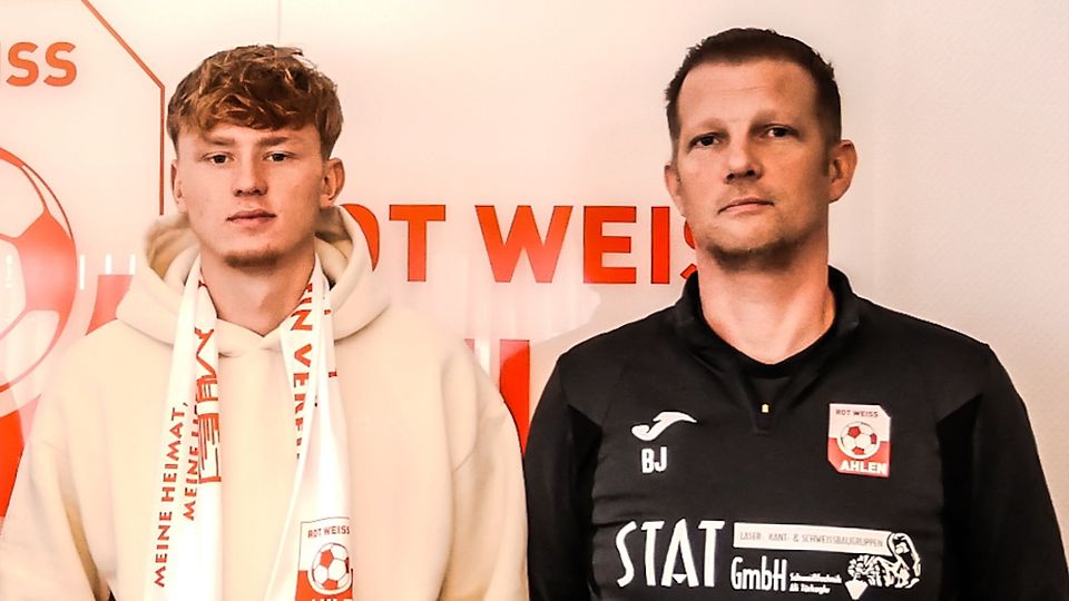 Ahlens Coach Björn Joppe (rechts) setzt auf den jungen Dominik Burghard.