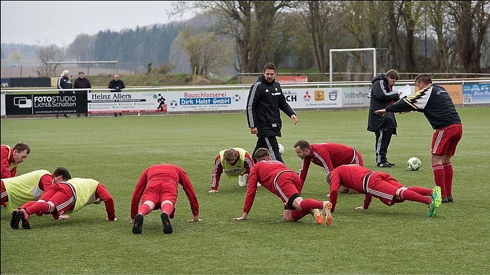 Die Trainer des TSV Wiepenkathen bringen ihr Team wieder auf Vordermann.