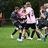 Auch die in rosa aufspielende SG Spabrücken (hier gegen dje SG Odenbach/Ginsweiler-Cronenberg) gewinnt weiter.