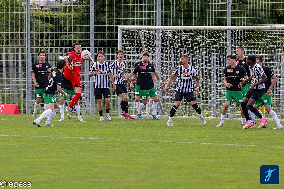 Nochmals alles nach vorne geworfen: Doch auch das nützte nichts, Juventus verlor gegen Kreuzlingen 0:1.